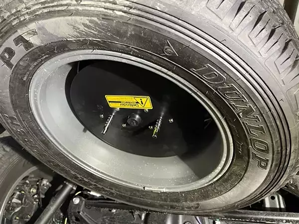 Seguro Llanta De Repuesto Defénder Toyota Fortuner / Hilux